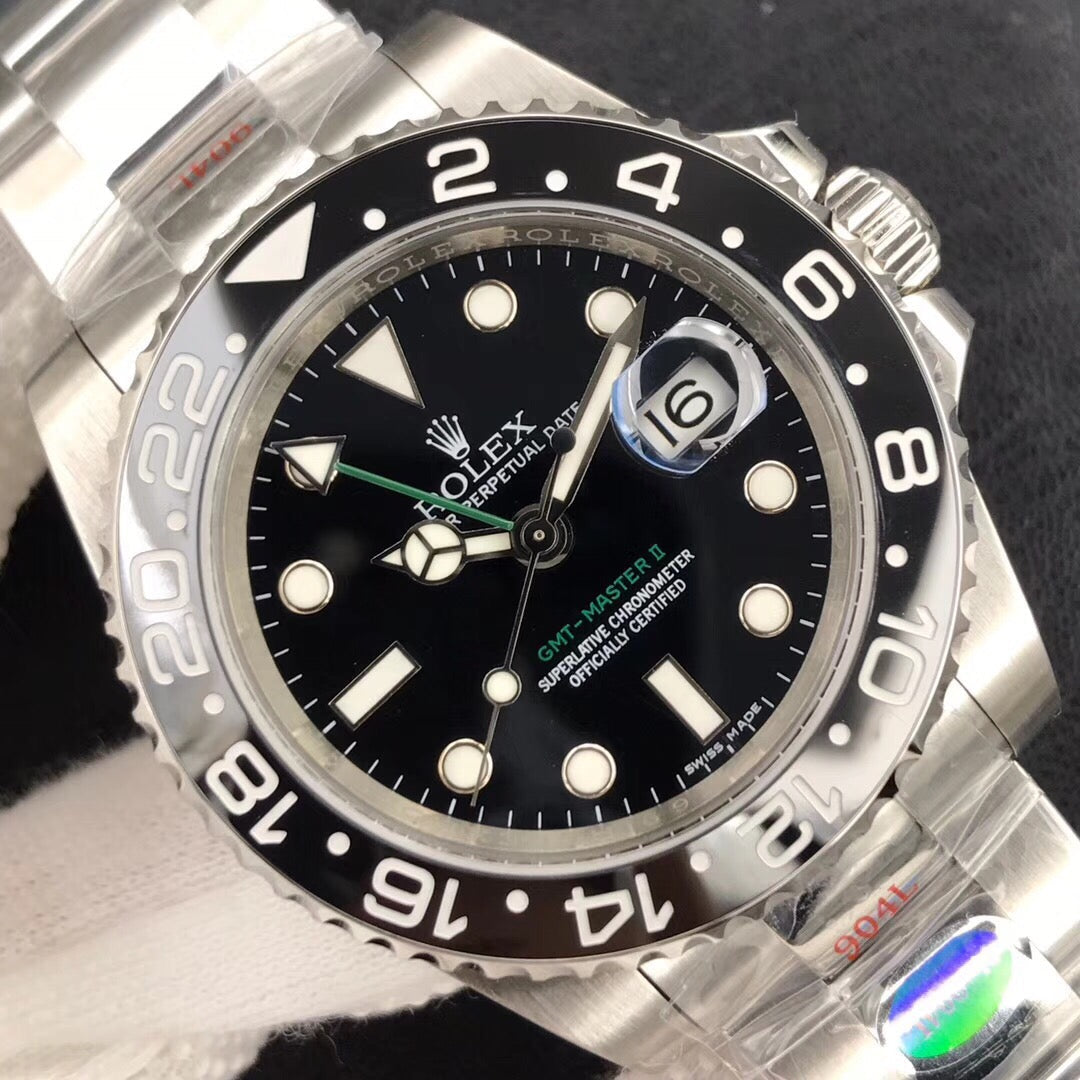 Black Bezel - Silver- White 904L Steel - Automatic - 40mm