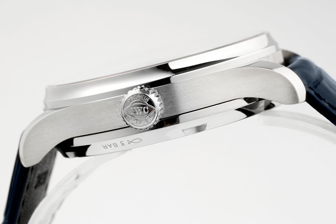 White Silver -IW500713- 904L Steel- Black Leather - Automatic - 42mm