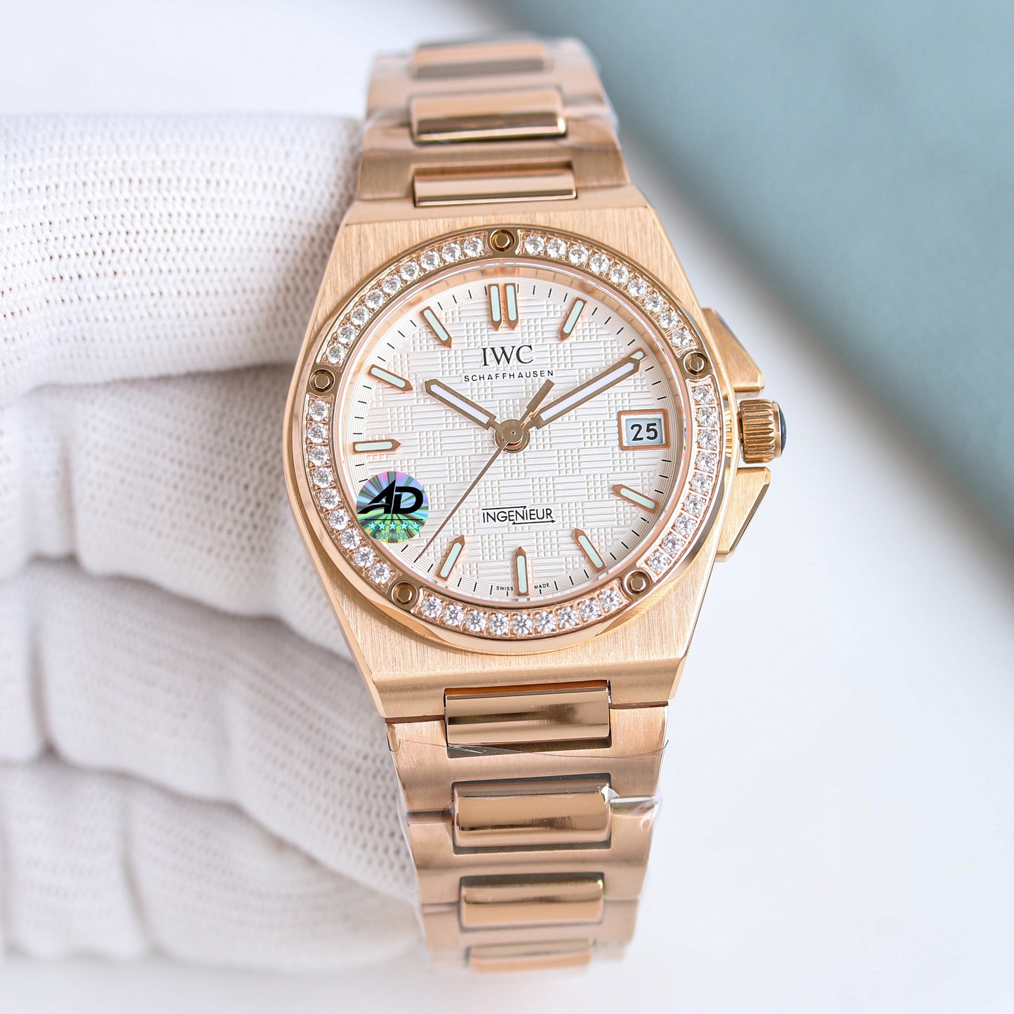 LADY -White -Rhinestone bezel- Yellow gold 904L Steel - Automatic -35mm