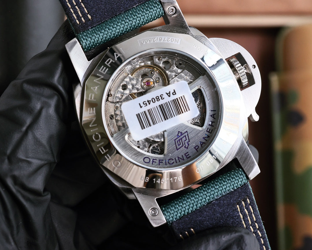 Frosted gray- Silver 316L Steel - Green Rubber - Automatic - 47mm