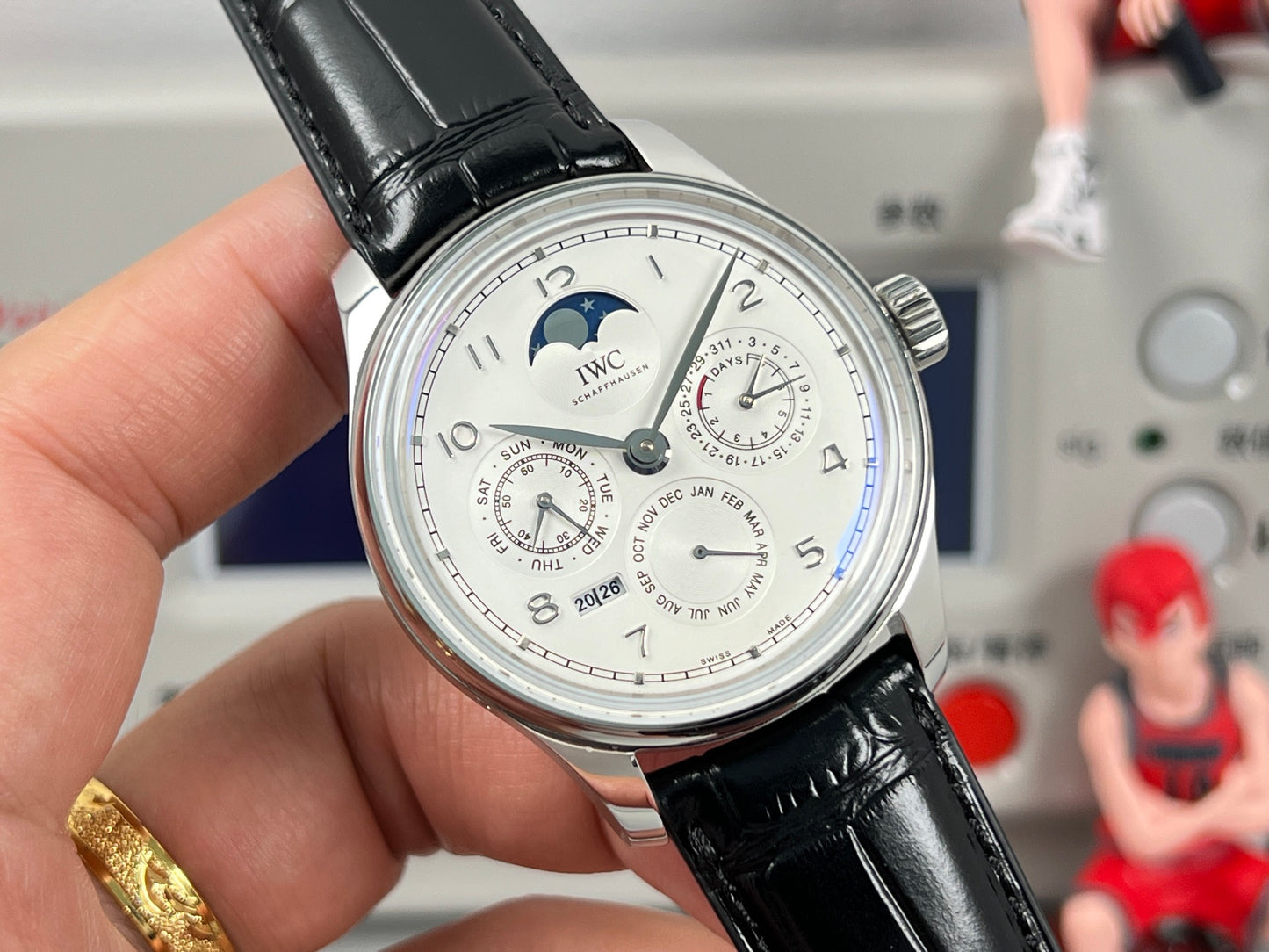 White Silver -Per-Calendar - Black Leather - Automatic - 41mm