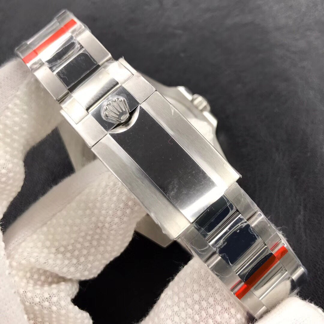 Black Bezel - Silver- White 904L Steel - Automatic - 40mm