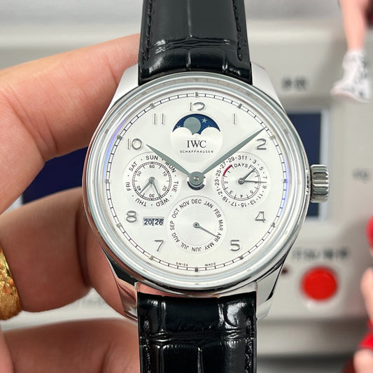 White Silver -Per-Calendar - Black Leather - Automatic - 41mm