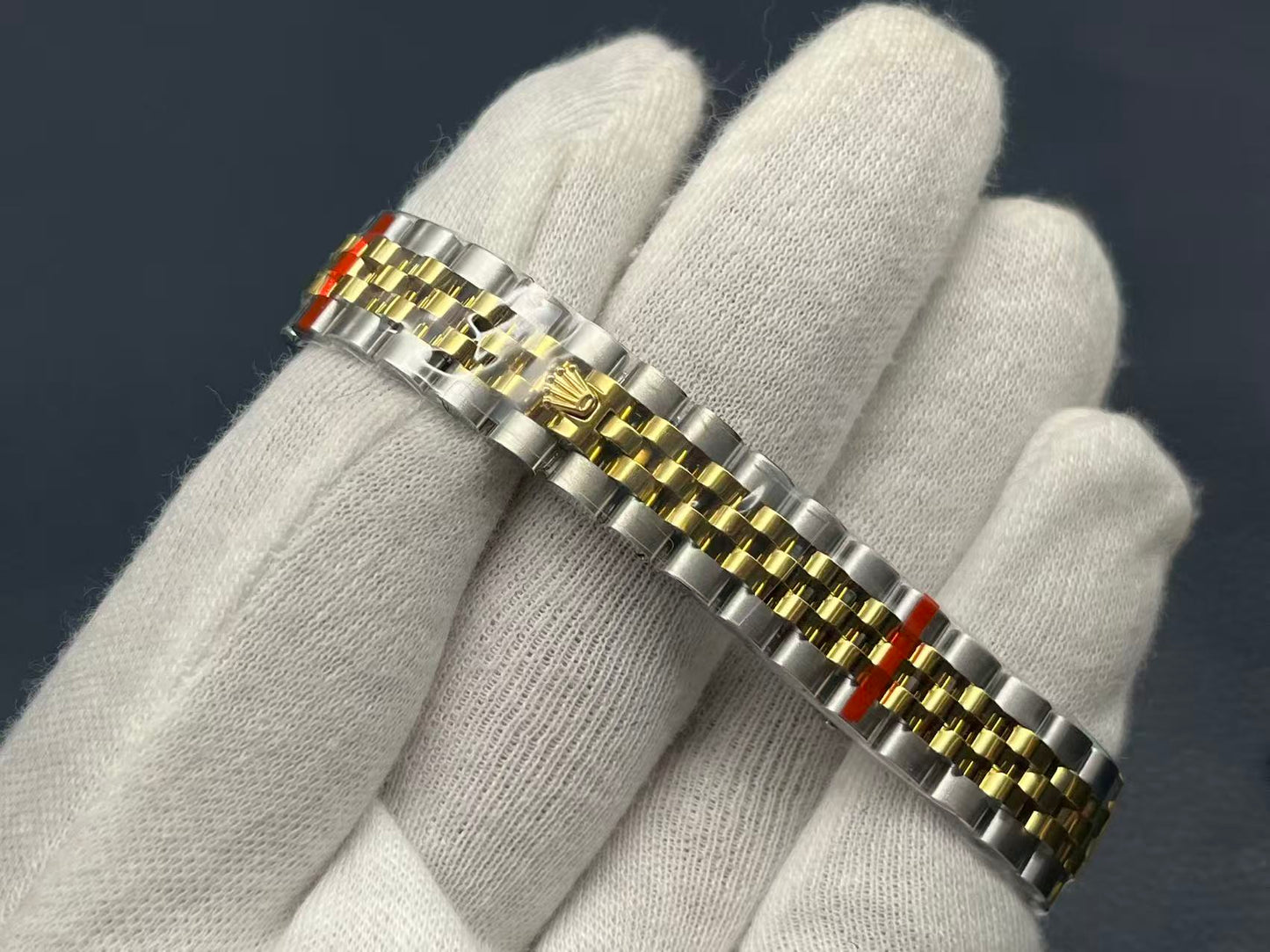 LADY -Yellow Gold- Silver 904L Steel - cal.2671 -Automatic - 31mm