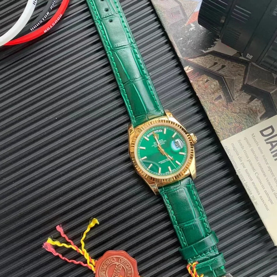D-date- M118138- Green Yellow gold - Green Leather- Automatic - 36mm
