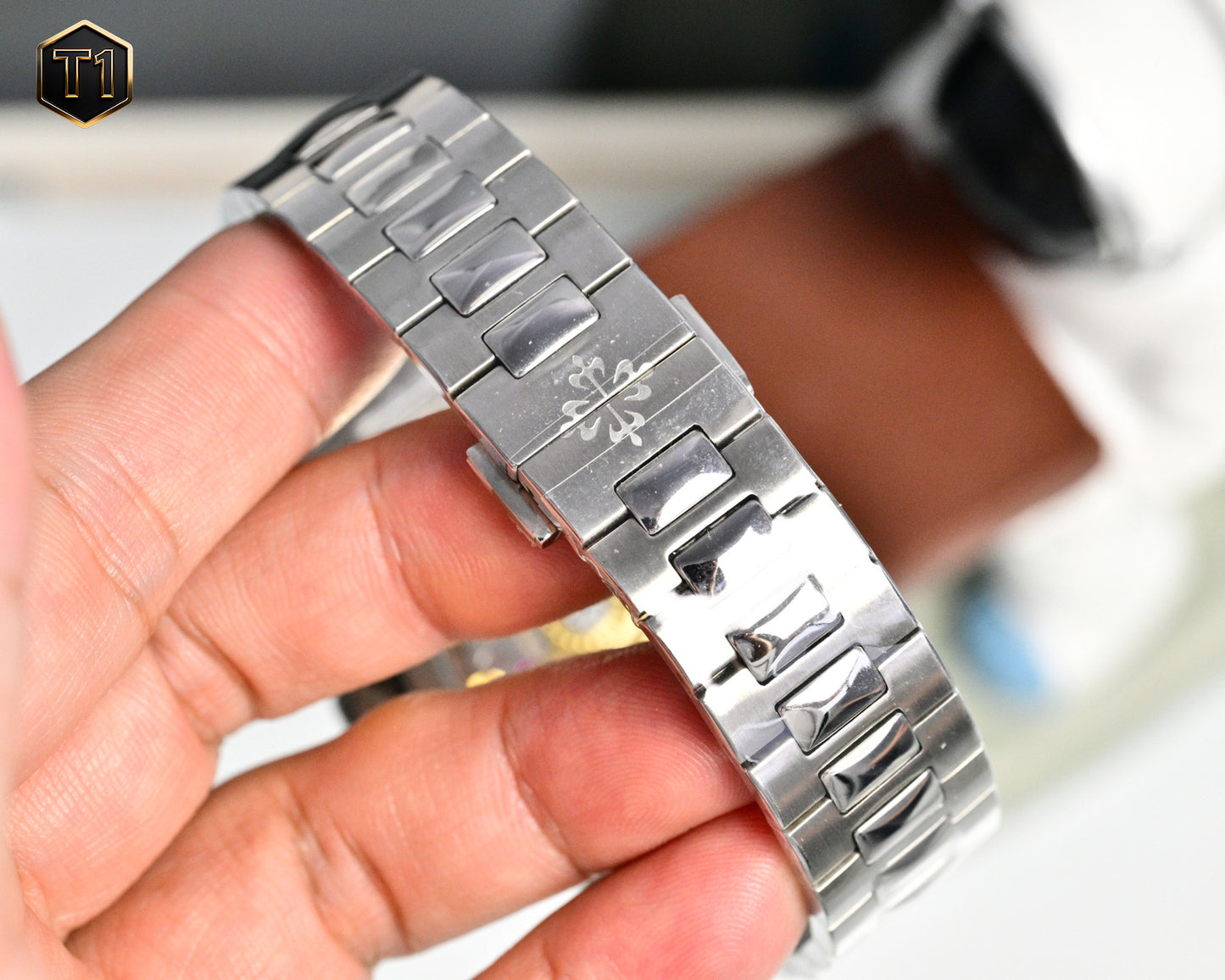 Blue Silver -Rhinestone bezel- Silver 904L Steel - Automatic 240- 40mm