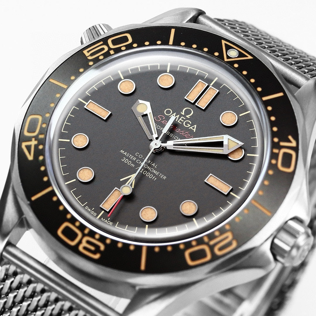 Top Version-210.90.42.20.01- Titanium -Free Nylon strap- Automatic - 42mm