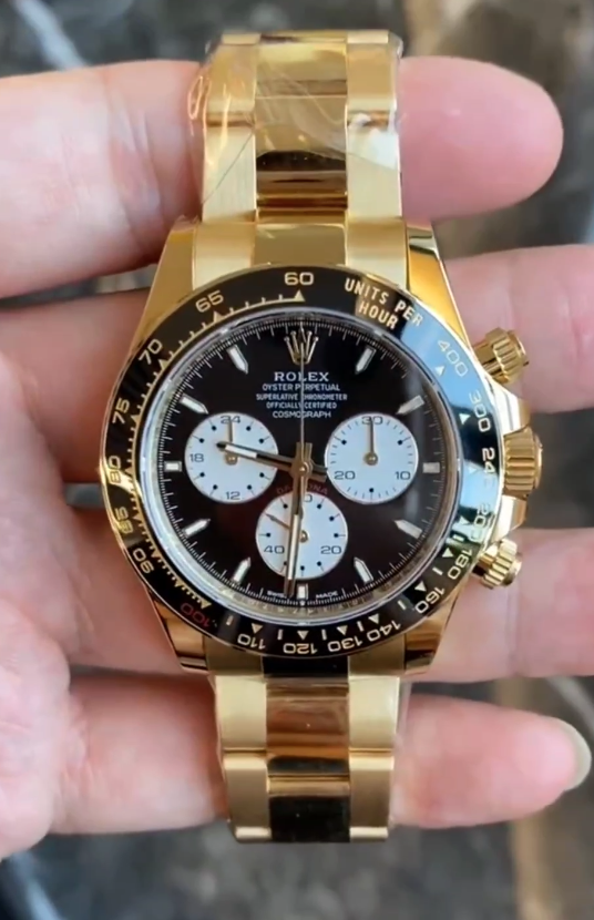 Chronograph -Black White- Yellow 904L Steel -Quartz- 40mm