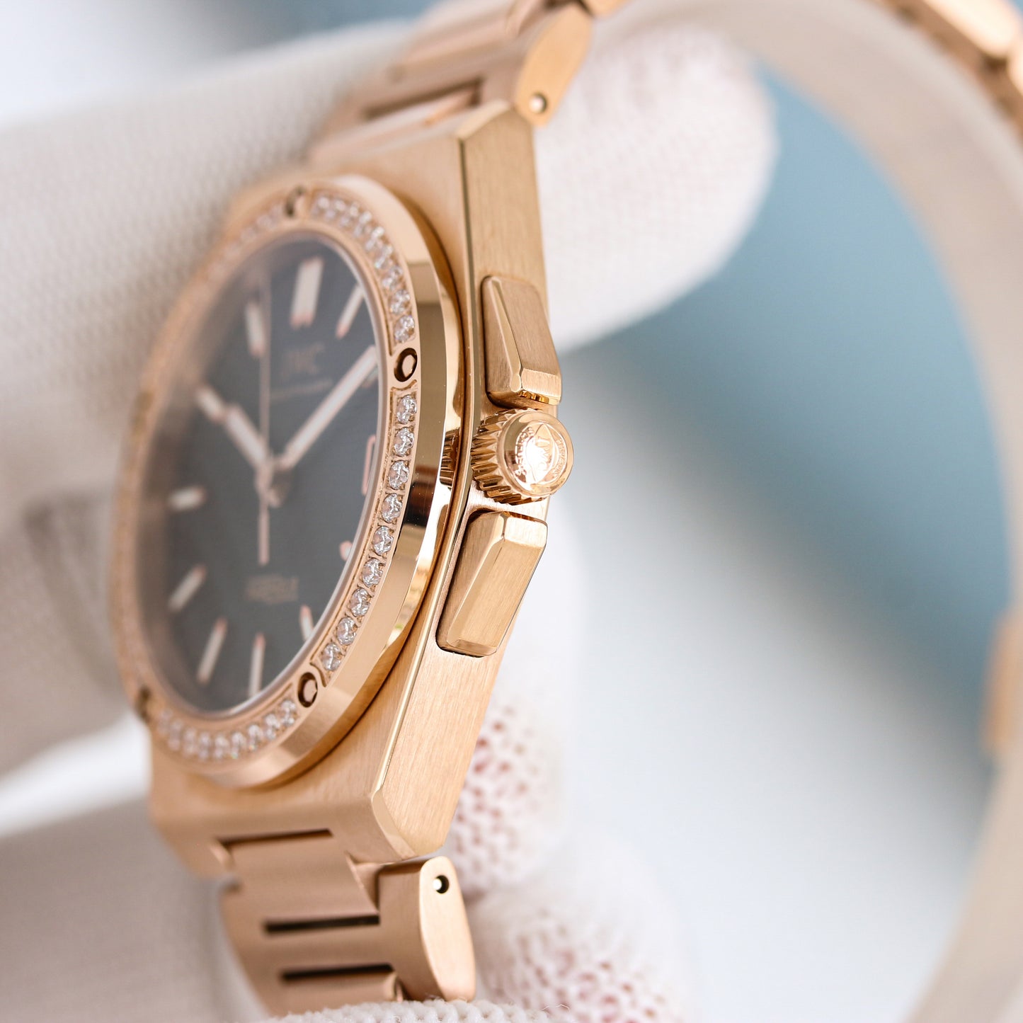 LADY -Black -Rhinestone bezel- Yellow gold 904L Steel - Automatic -35mm